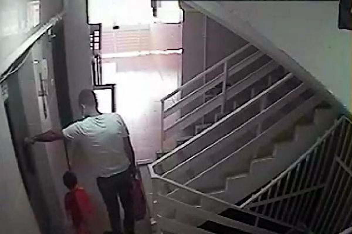 Son dakika haberi: Asansörde kabinle duvar arasına sıkışan minik Eren, hayatını kaybetti (2)