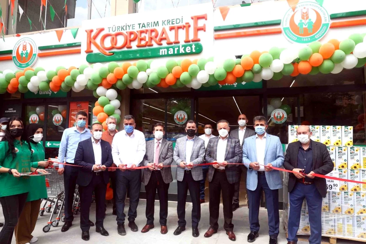 Bağcılar\'da üçüncü Tarım Kredi Kooperatifi marketi açıldı