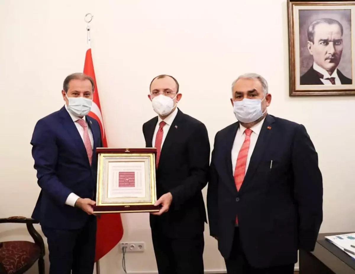 Başkan Karabacak\'tan Bakan Muş\'a hibe ve yapılandırma teşekkürü