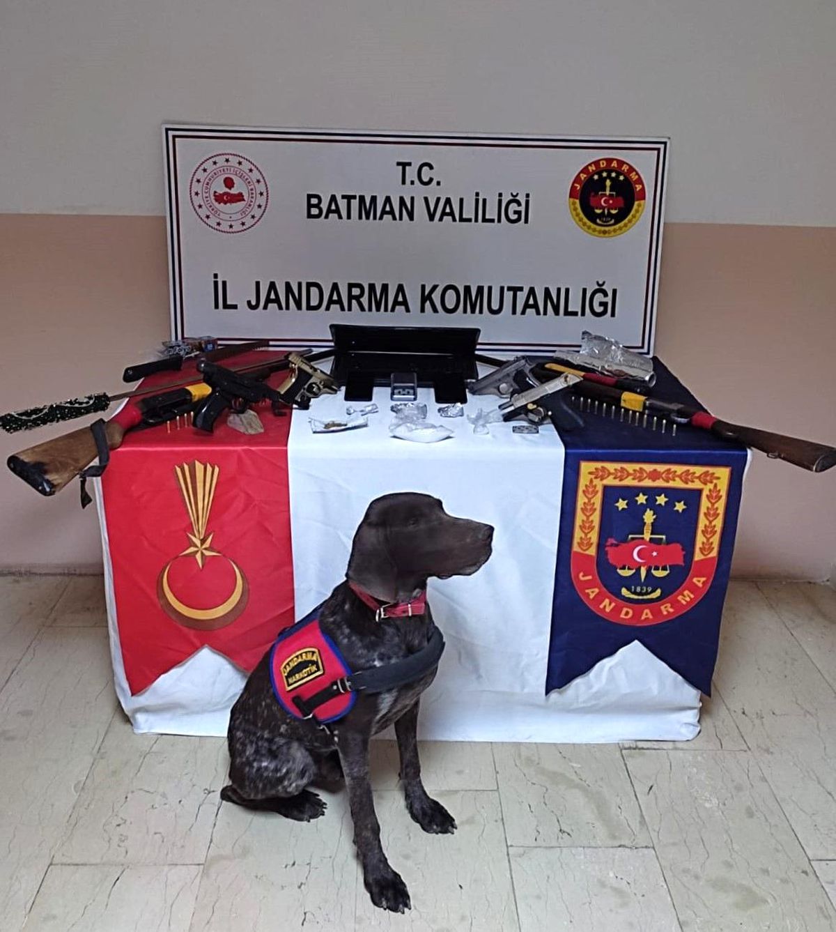 Batman\'da jandarmadan uyuşturucu operasyonu
