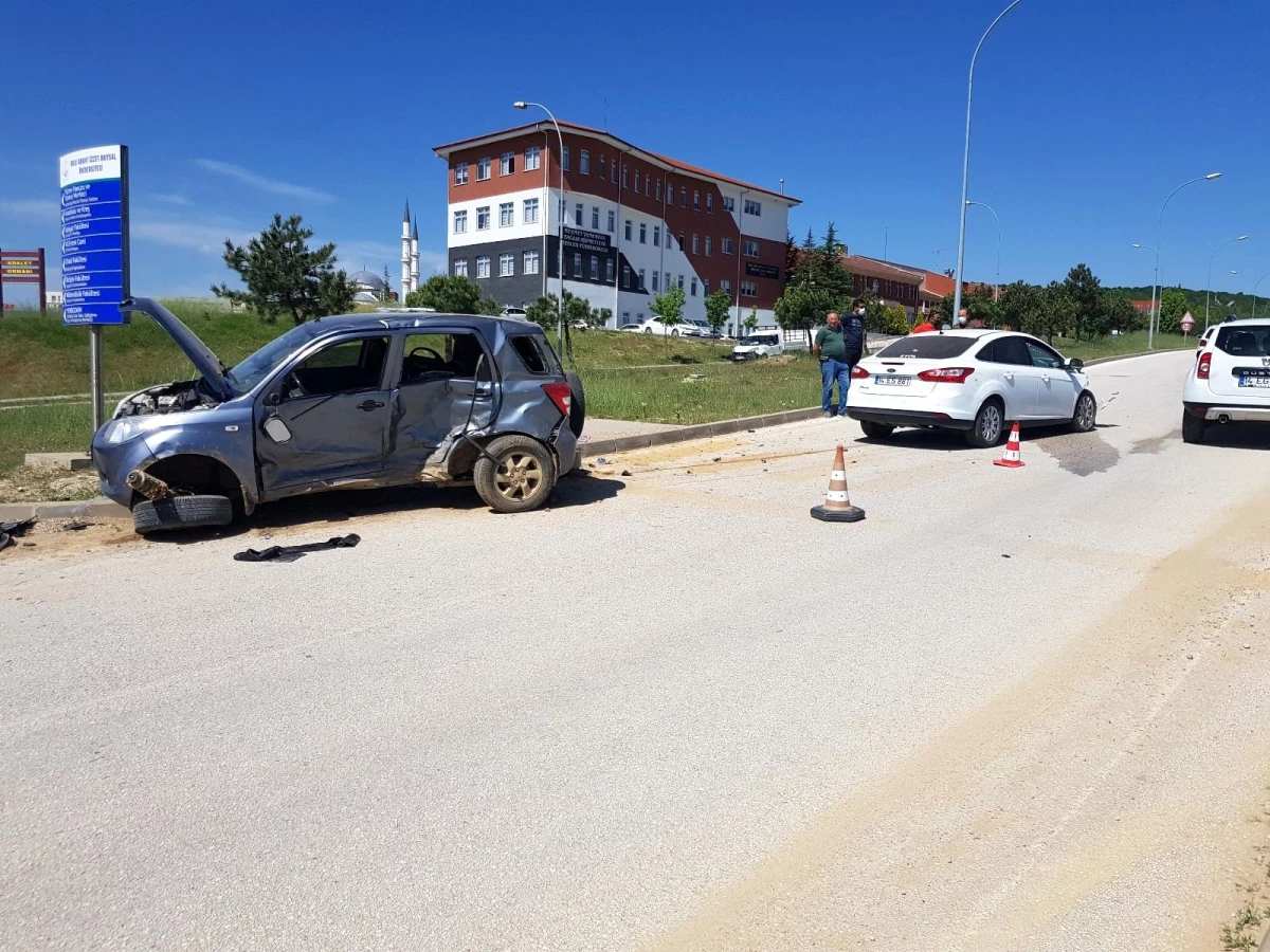 Bolu\'da cip ve otomobil çarpıştı: 2 yaralı