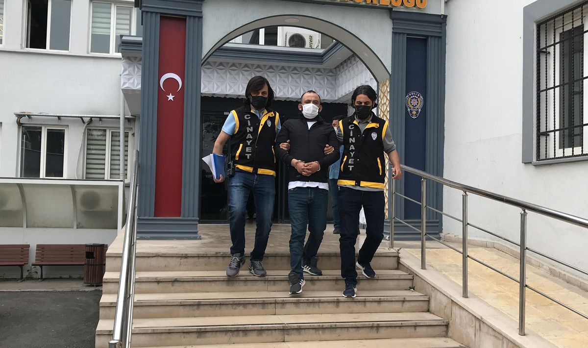 Son dakika gündem: Bursa\'da seyir halindeki araca silahlı saldırıyla ilgili 2 şüpheli tutuklandı