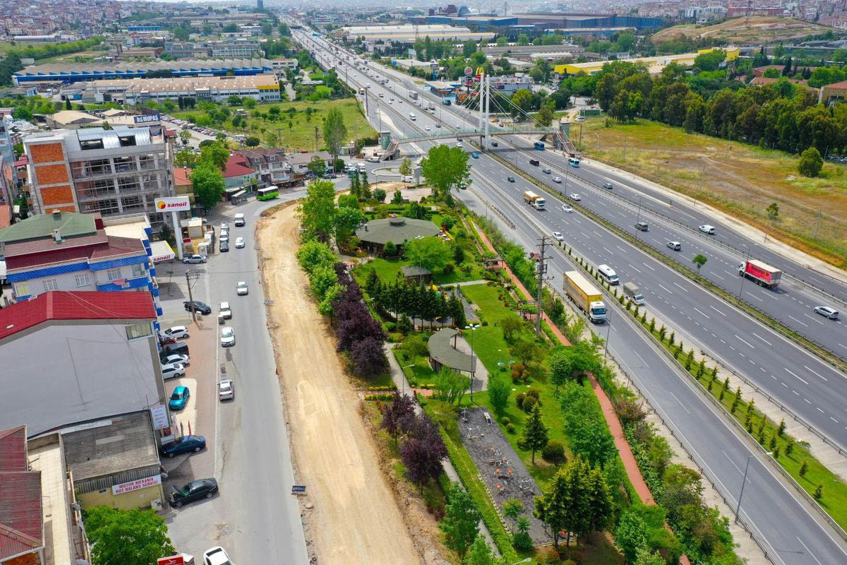 Çayırova\'da önemli güzergâhtaki cadde genişletiliyor