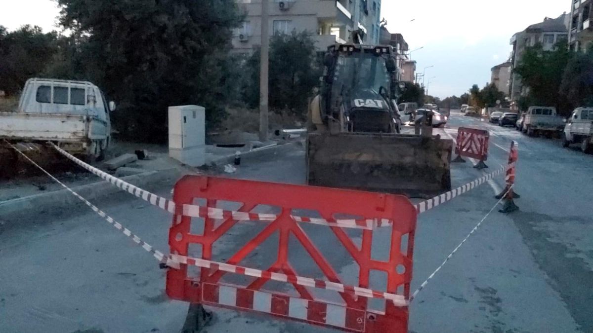 Son dakika haberleri | Devrilen direğin altında kalan çocuk hayatını kaybetti