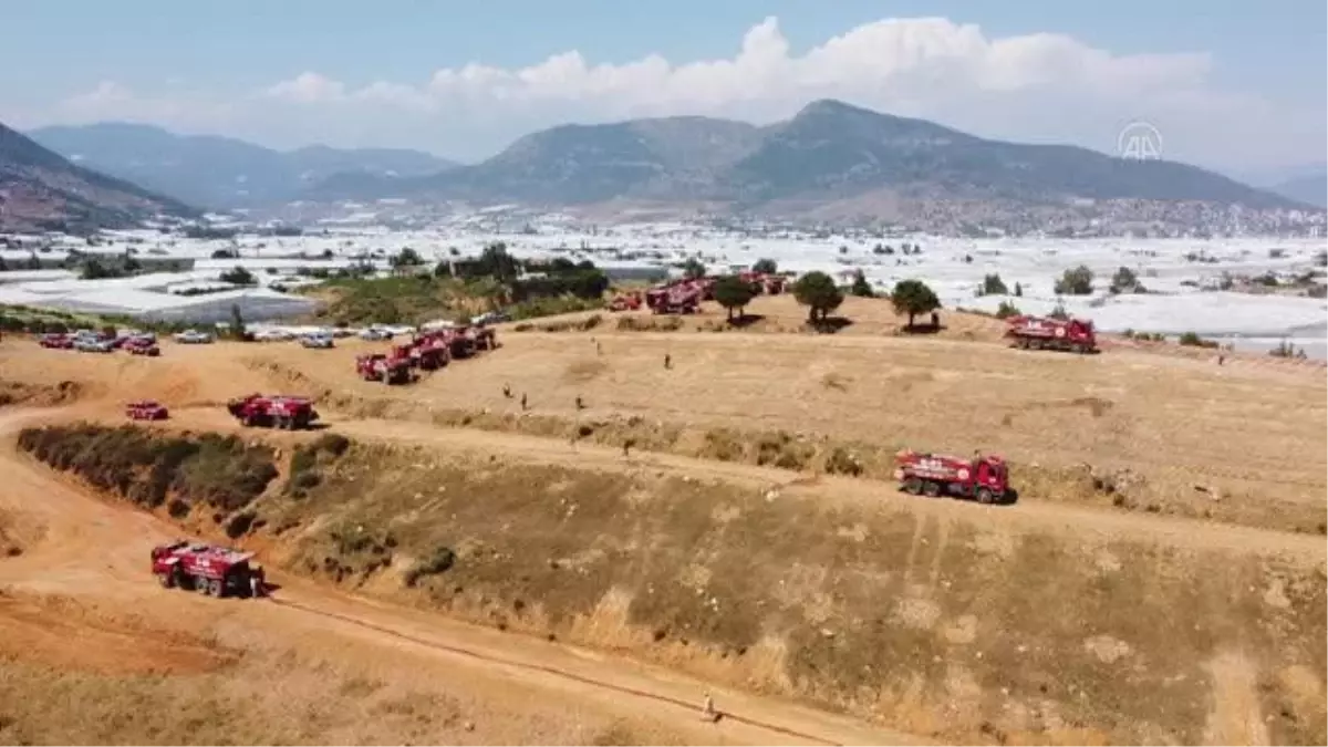 Doğu Akdeniz\'in "ateş savaşçıları" olası yangınlara karşı teyakkuzda