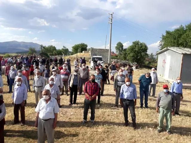 Eller semaya rahmet için açıldı