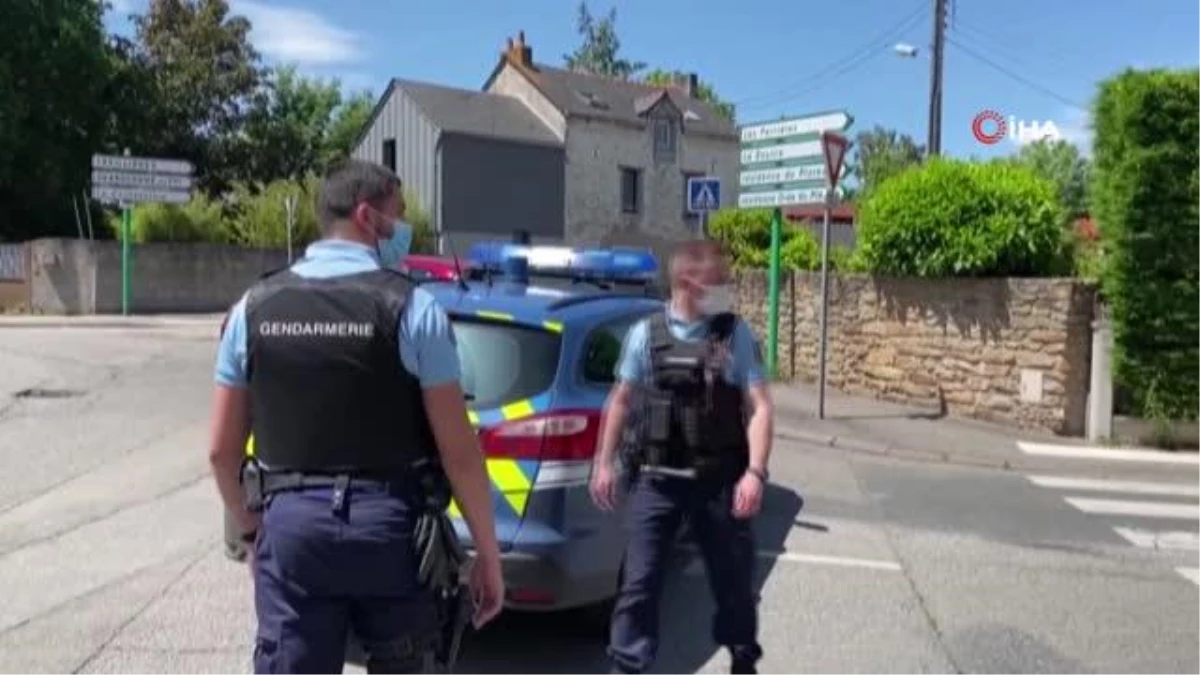 Fransa\'da karakolda bıçaklı saldırı