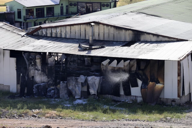Kahramankazan'da geri dönüşüm fabrikasında çıkan yangın söndürüldü