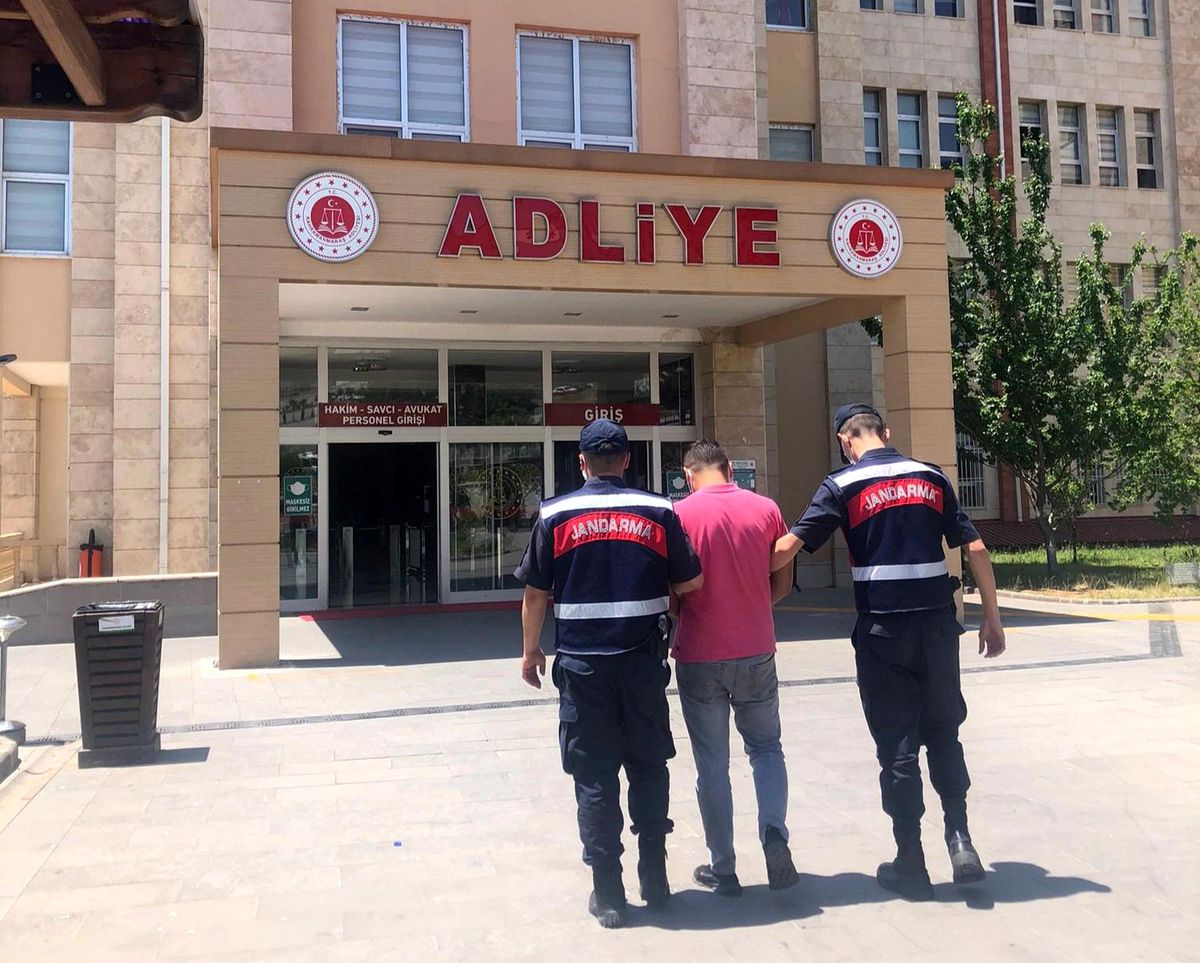 Kahramanmaraş\'ta arı kovanı hırsızı tutuklandı