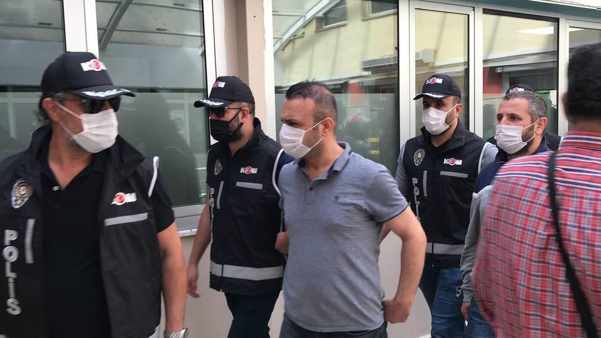Son dakika haberleri! Kocaeli\'de FETÖ/PDY operasyonunda yakalanan şüphelilerden 1\'i tutuklandı