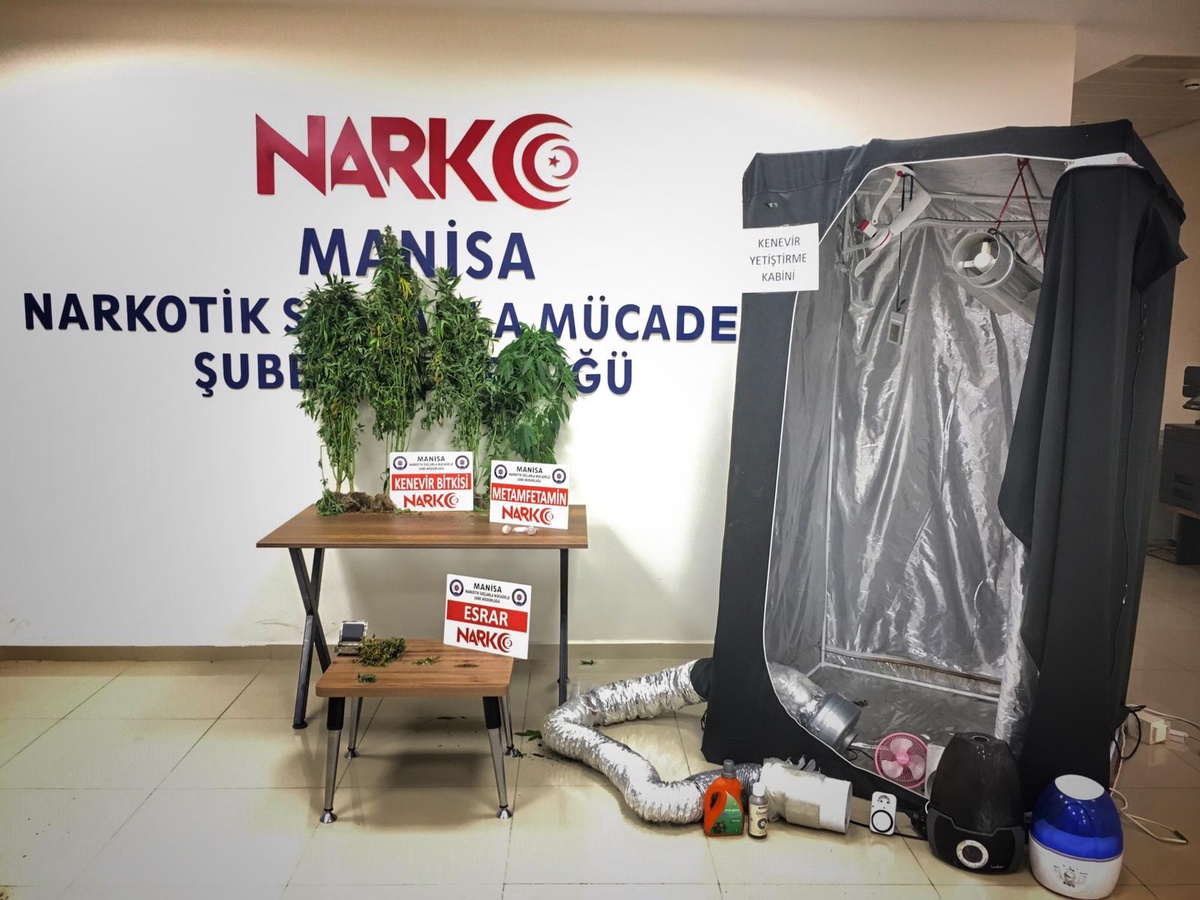 Manisa\'daki uyuşturucu operasyonlarında yakalanan 2 kişiden biri tutuklandı