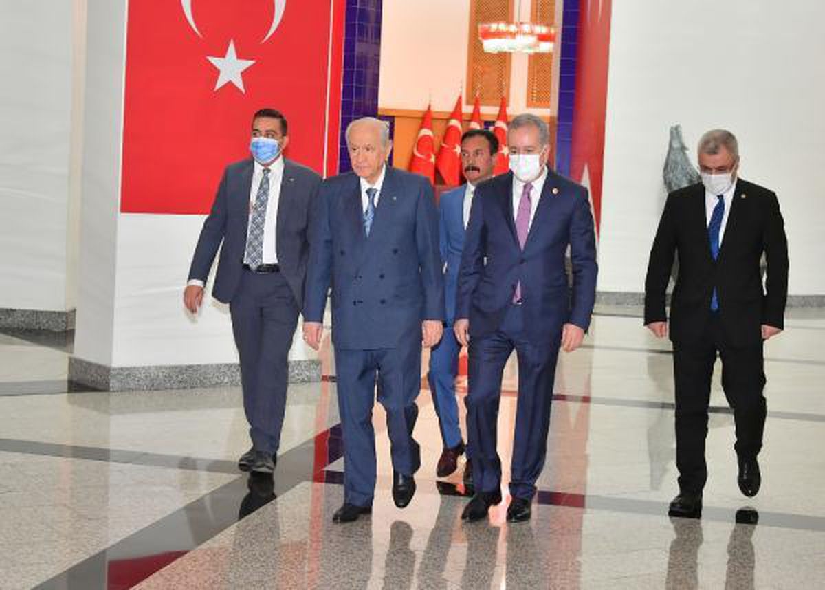 MHP\'de belediye başkanları toplantısı