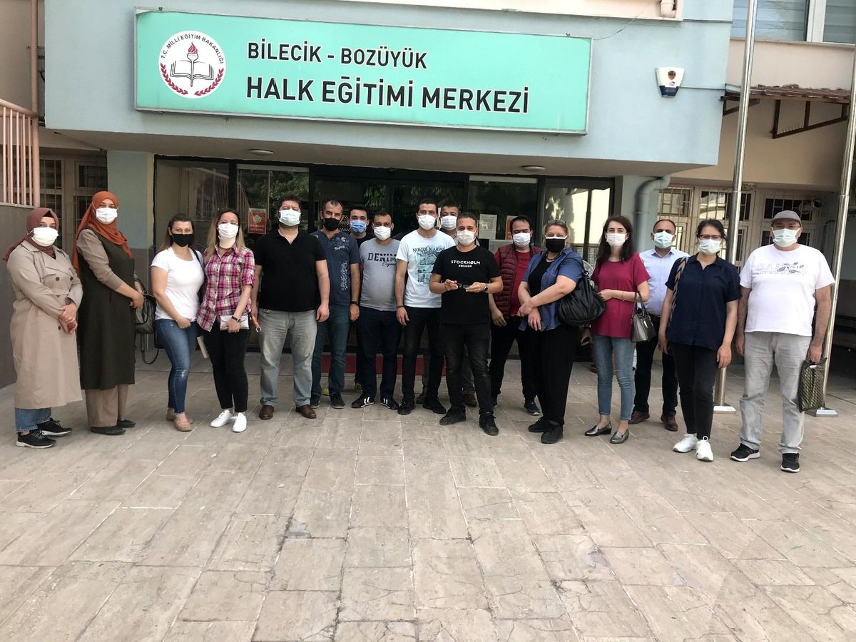 Motorlu Taşıt Sürücüleri Direksiyon Eğitimi Öğreticiliği kursu sona erdi