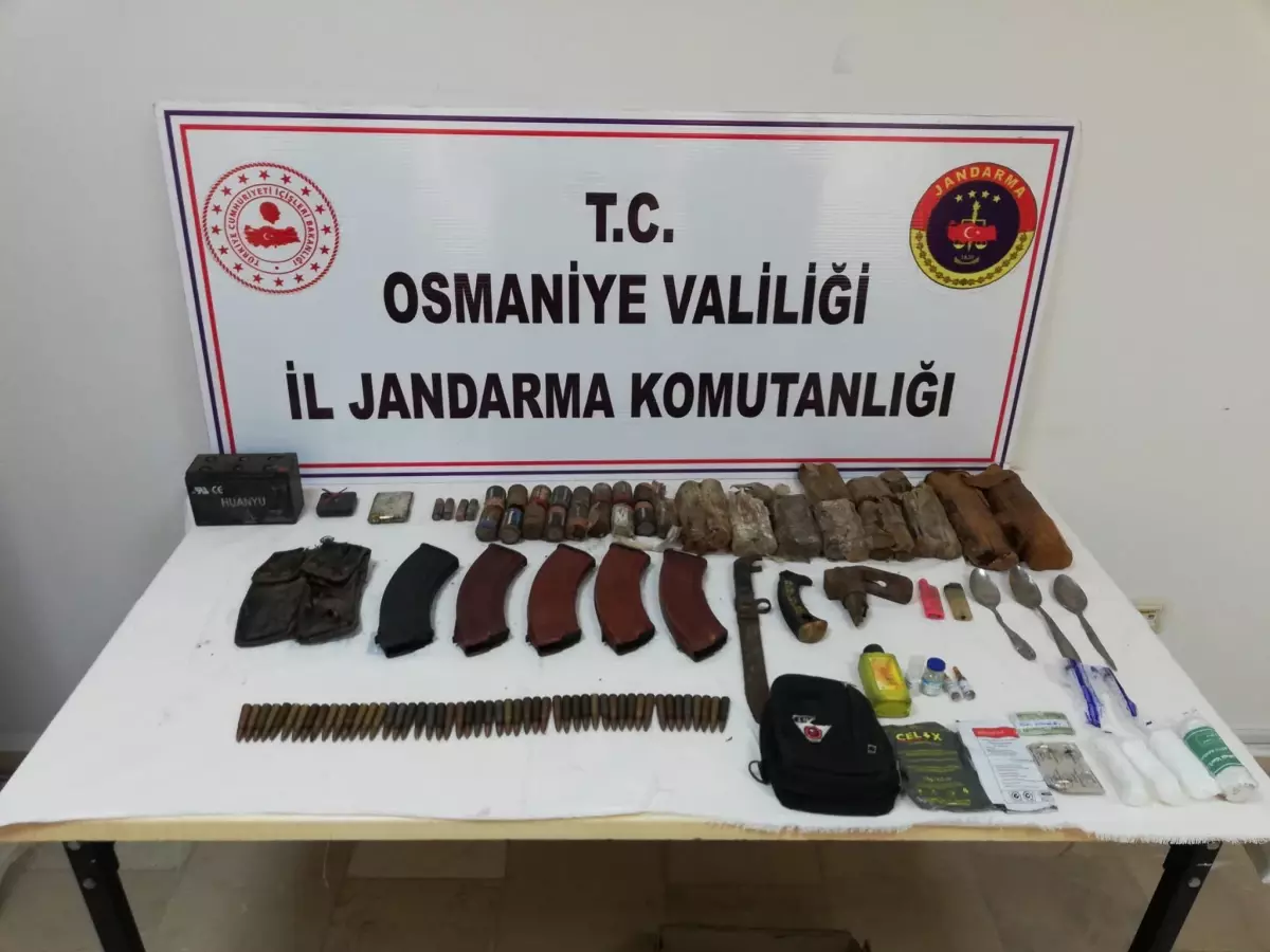 Osmaniye\'de PKK\'lı teröristlere ait mühimmat ve yaşam malzemeleri ele geçirildi