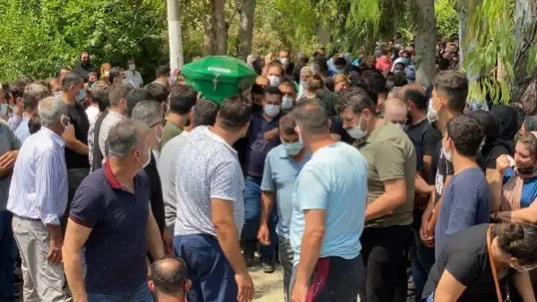 Otomobilin çarptığı kardeşler, Yaren ve Eren yaşamını yitirdi (2) Otomobilin çarptığı kardeşler, Yaren ve Eren yaşamını yitirdi (2)