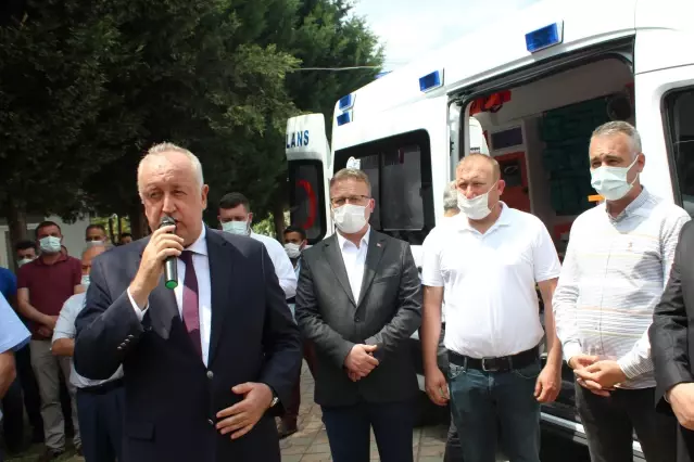 Söğütlü'de yeni hasta nakil ambulansı hizmete girdi