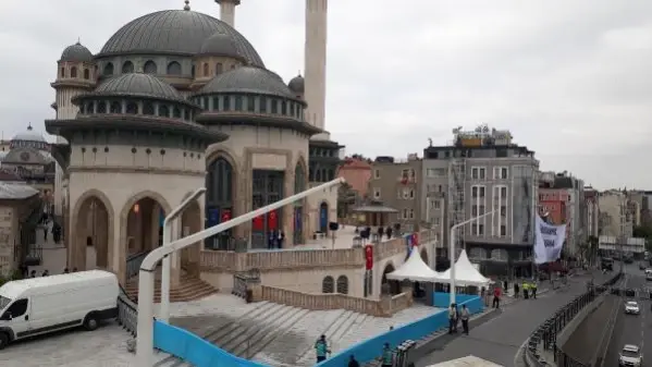 Taksim Camii açılışı öncesi son hazırlıklar