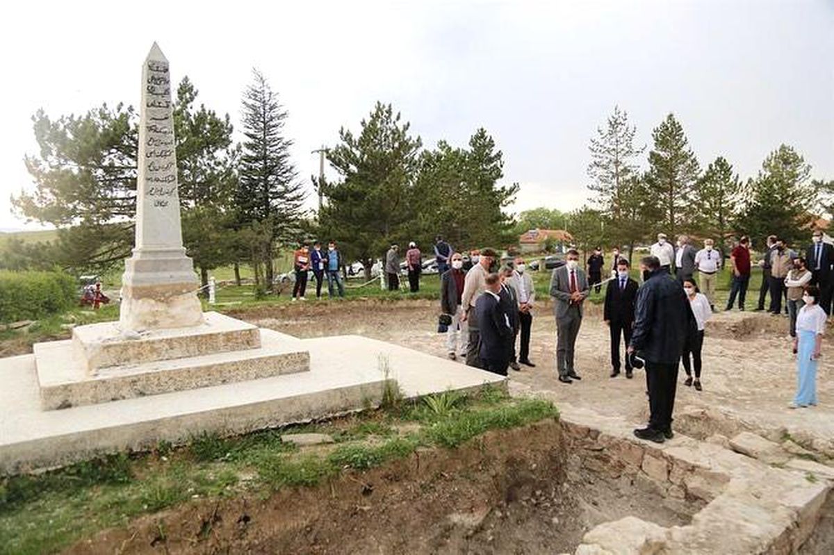 Son dakika haberleri: Vali Ali Çelik: "Şehitliği, 30 Ağustos Zafer Bayramı\'nda ziyarete açmayı hedefliyoruz"