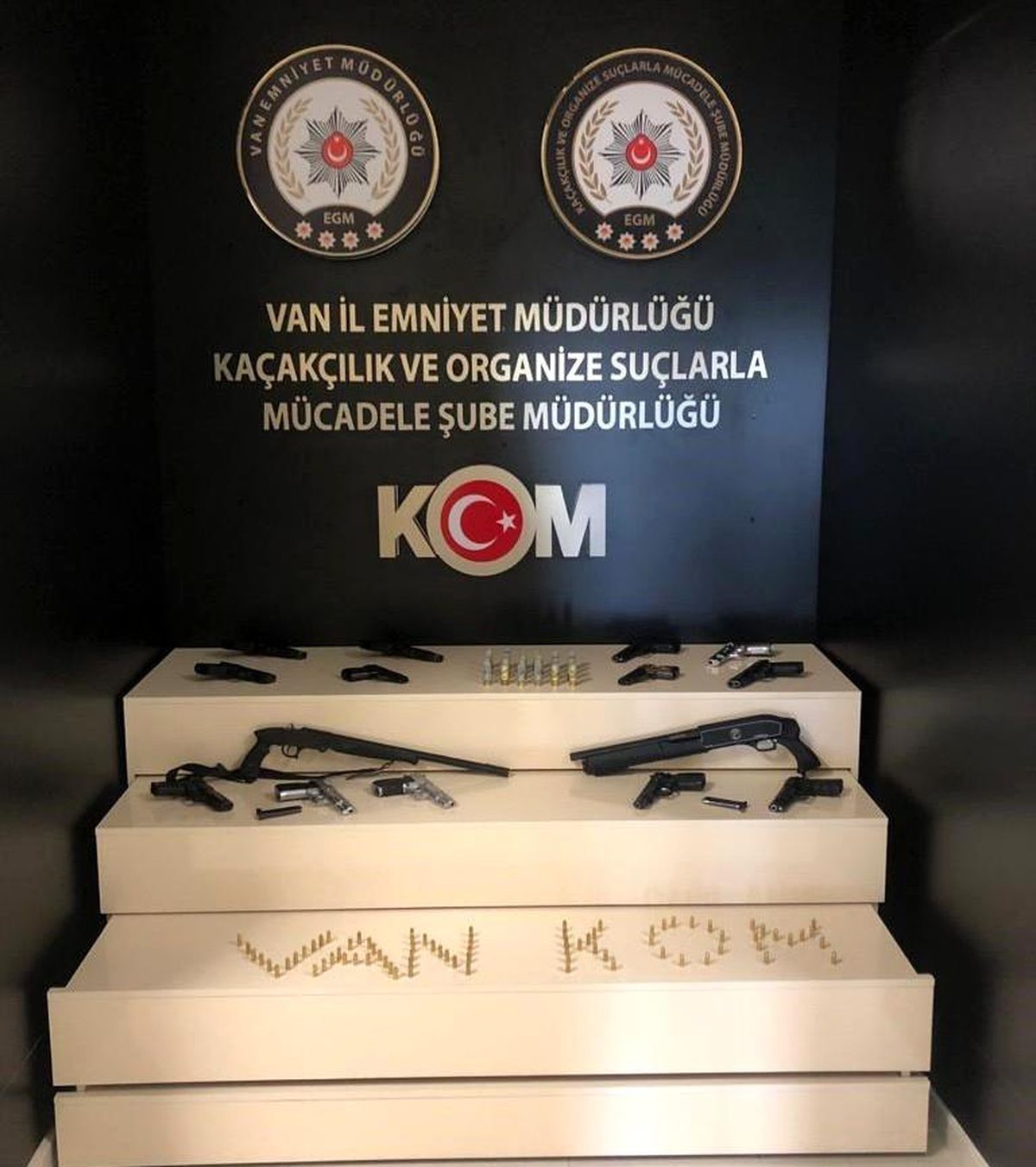 Son dakika haberleri... Van\'da silah ticareti operasyonu: 13 gözaltı