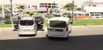 20 yıl hapis cezası bulunan şahıs yakalandı, yakınları basın mensuplarına saldırdı