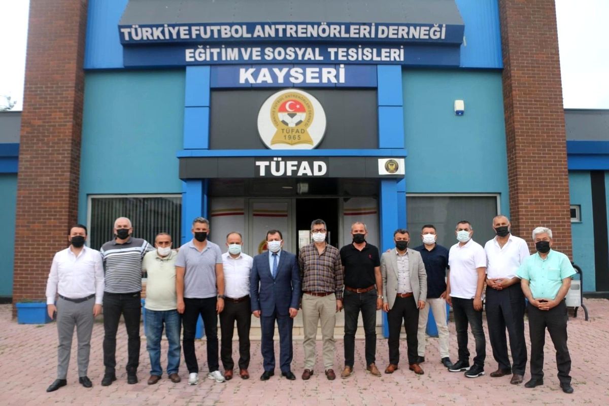 Ali İhsan Kabakcı\'dan TÜFAD\'A ziyaret