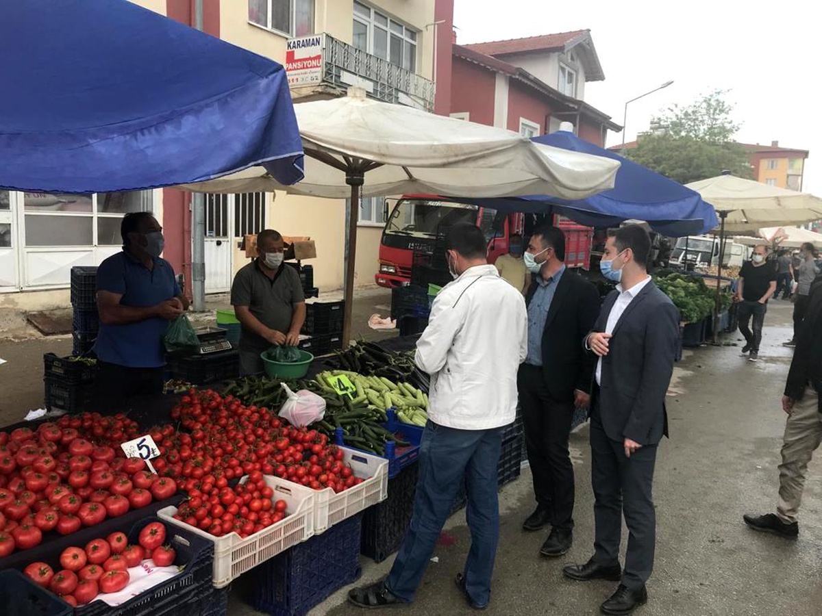 Altıntaş Kaymakamı İrdelp, pazar yerlerini denetledi