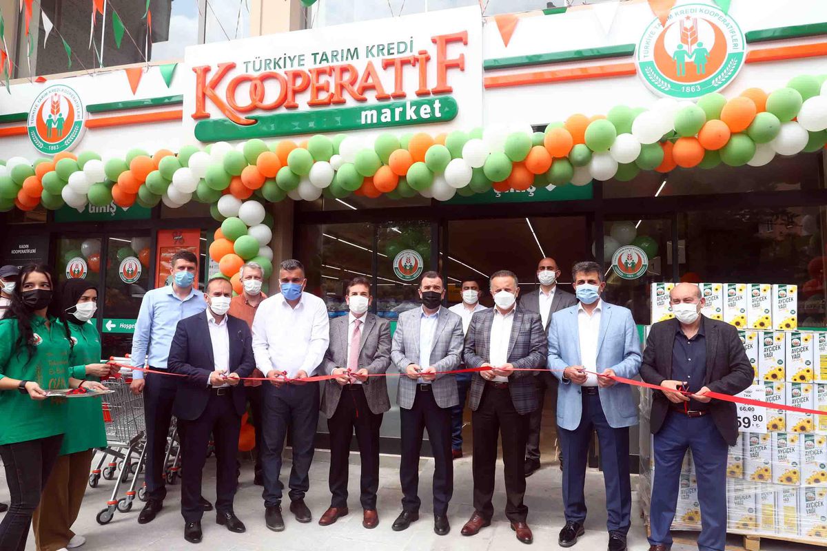 Bağcılar\'da üçüncü Tarım Kredi Kooperatif marketi açıldı