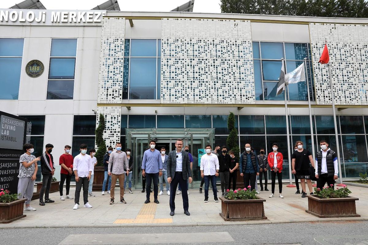 Başakşehir\'den dünyaya çevrimiçi eğitim