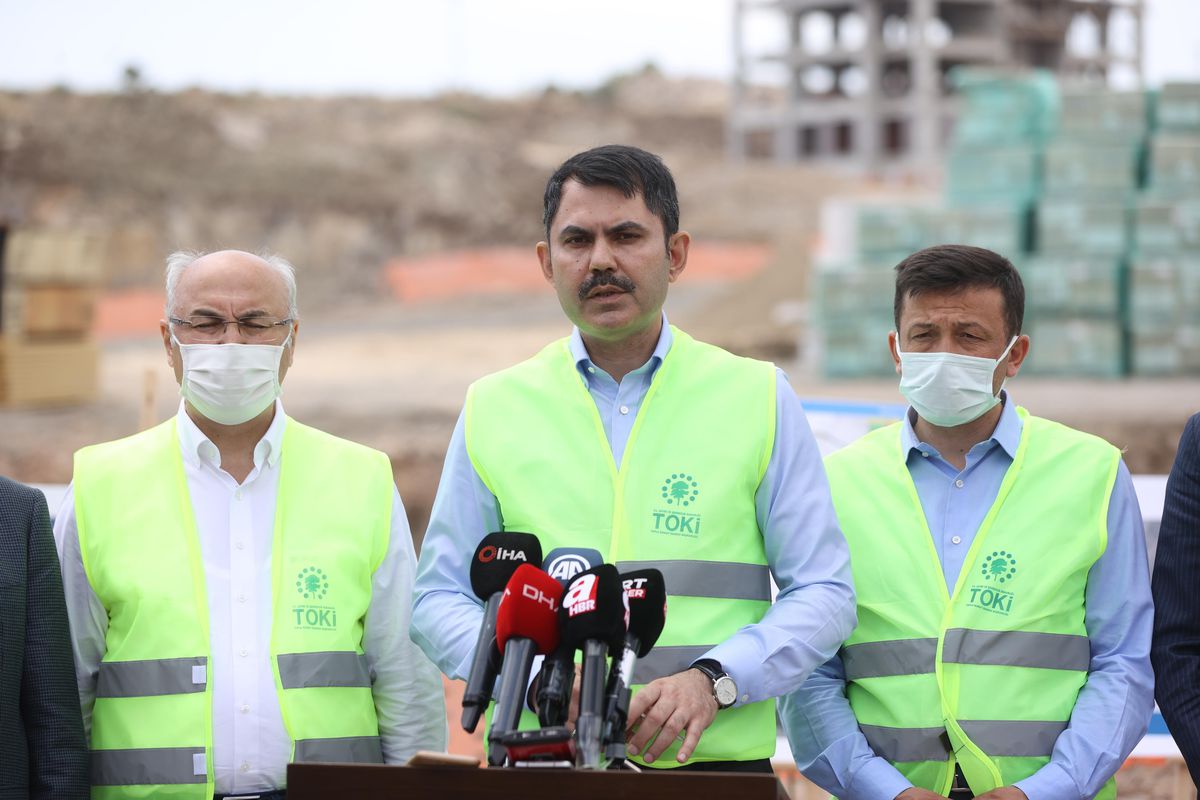 İzmir\'e deprem sonrası kentsel dönüşüm için 2 milyar 200 milyon liralık yatırım