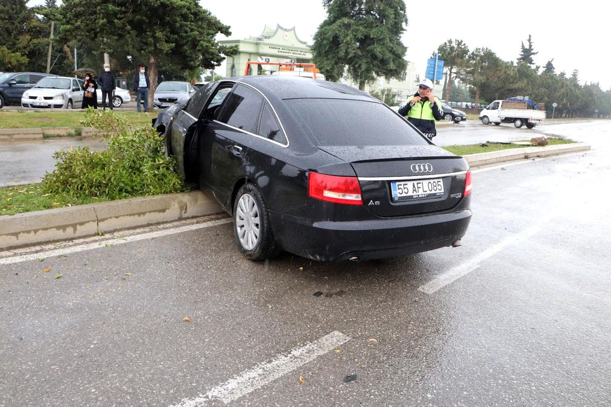 Son dakika haber | Samsun\'da trafik kazası: 2 yaralı