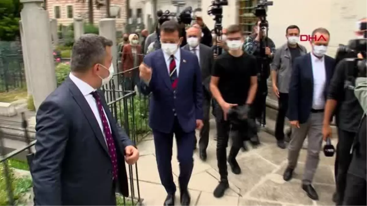 VALİ YERLİKAYA İLE İBB BAŞKANI İMAMOĞLU FATİH SULTAN MEHMET TÜRBESİ\'NDE ANMAYA KATILDI