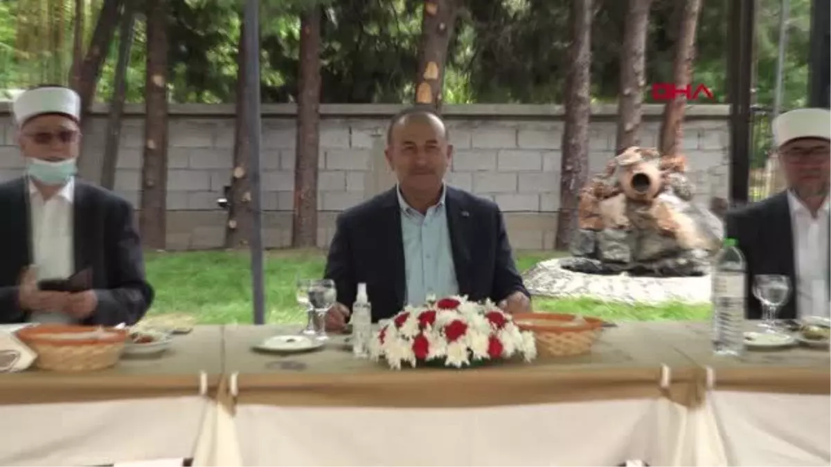 Bakan Çavuşoğlu, Gümülnine Müftüsü Şerif ve İskeçe Müftüsü Mete\'yle görüştü