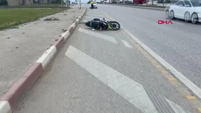 BURSA DEVRİLEN MOTOSİKLETTEKİ ANNE VE OĞLU, METRELERCE SÜRÜKLENDİ BURSA DEVRİLEN MOTOSİKLETTEKİ ANNE VE OĞLU, METRELERCE SÜRÜKLENDİ