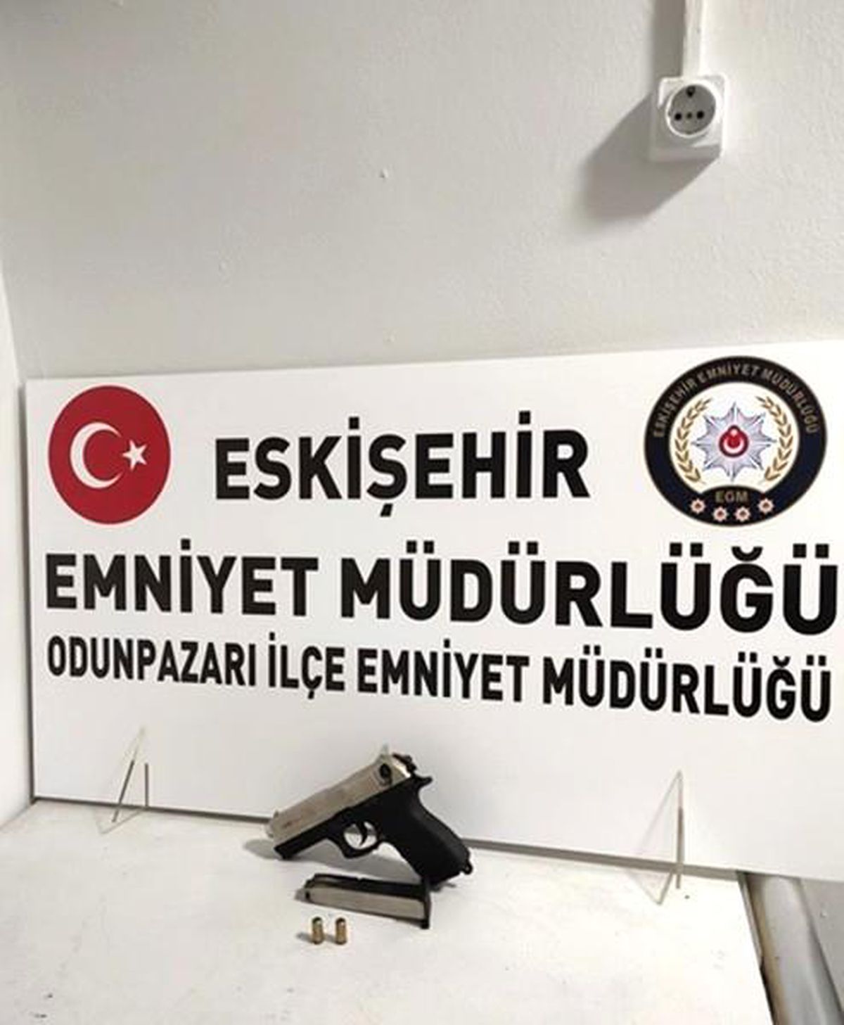 Son dakika haberleri! Polisin durdurduğu araçtan silah çıktı