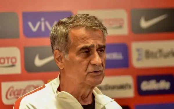 Şenol Güneş: Geleceği yazmak için iyi bir grup Şenol Güneş: Geleceği yazmak için iyi bir grup