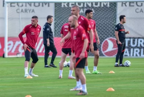 Şenol Güneş: Geleceği yazmak için iyi bir grup Şenol Güneş: Geleceği yazmak için iyi bir grup