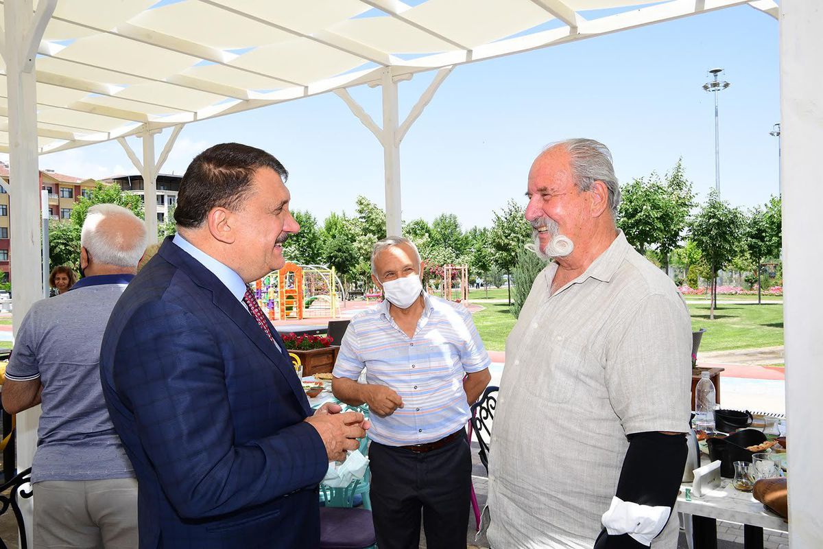Antalya\'dan 32 kişilik ilk turist kafilesi Malatya\'ya geldi