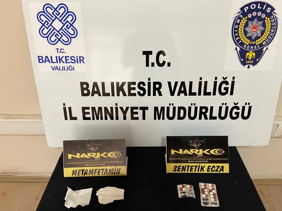 Balıkesir\'de polisten 17 şahsa uyuşturucudan gözaltı