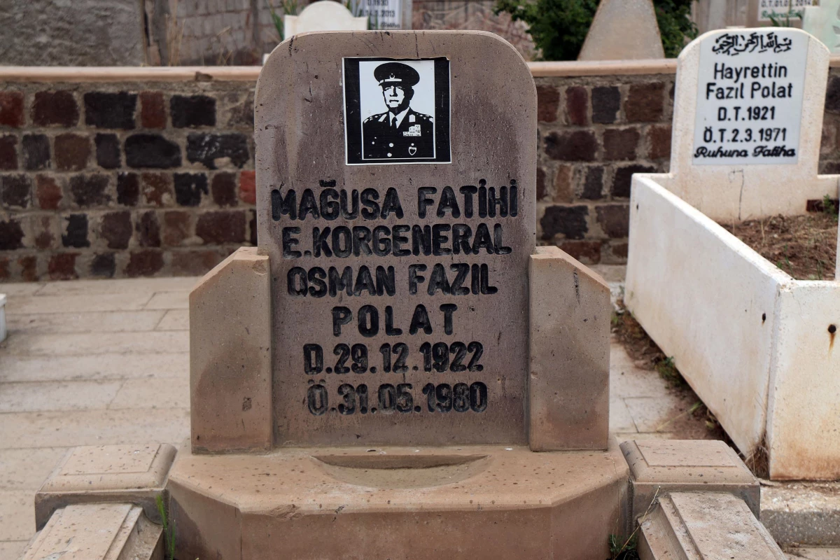 Emekli Korgeneral Polat, Şarkışla ilçesinde mezarı başında anıldı
