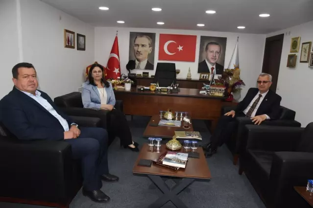 Keşan Belediye Başkanı Helvacıoğlu AK Parti İl Başkanlığı'nı ziyaret etti