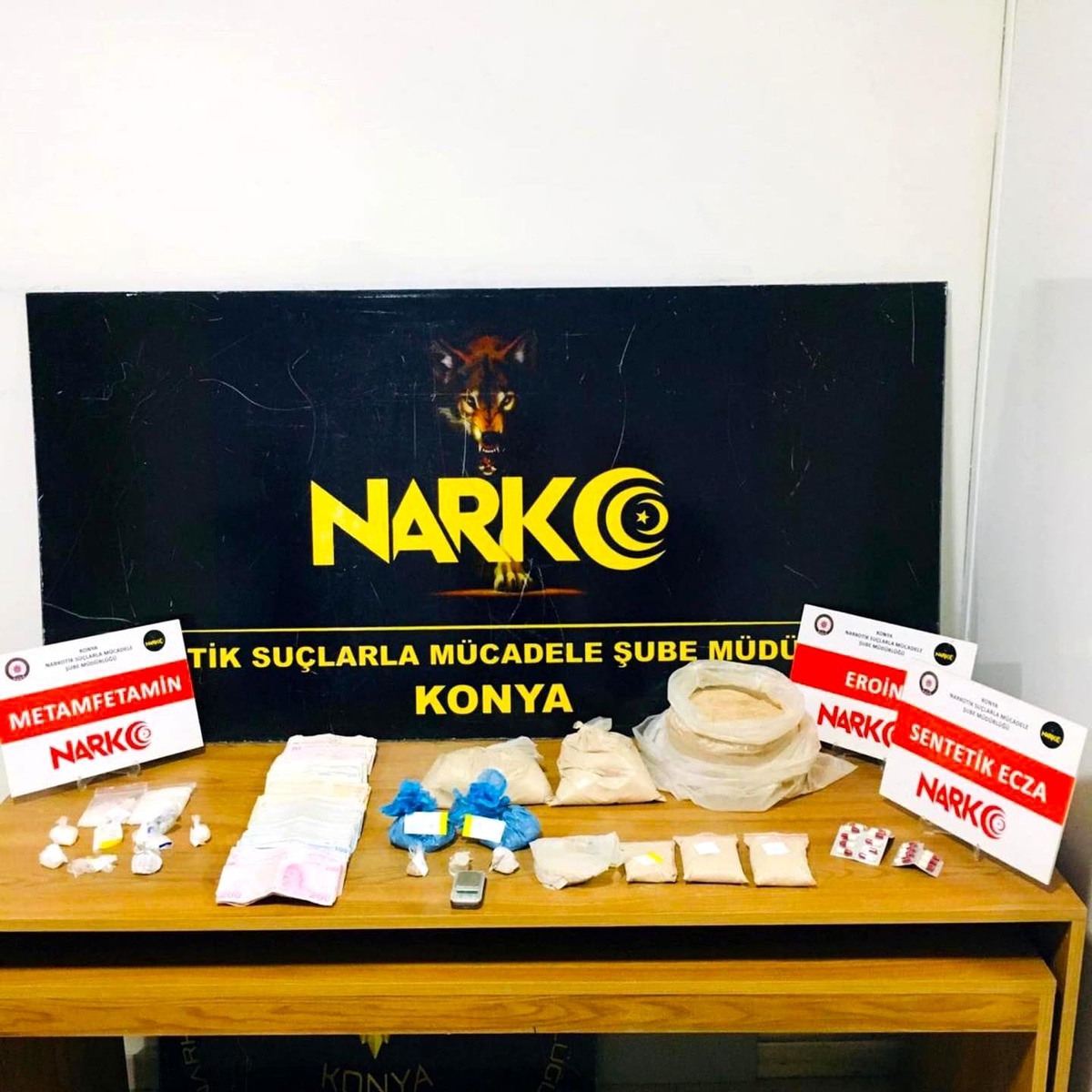 Konya\'da 4 kilo 115 gram eroin ve metamfetamin ele geçirildi