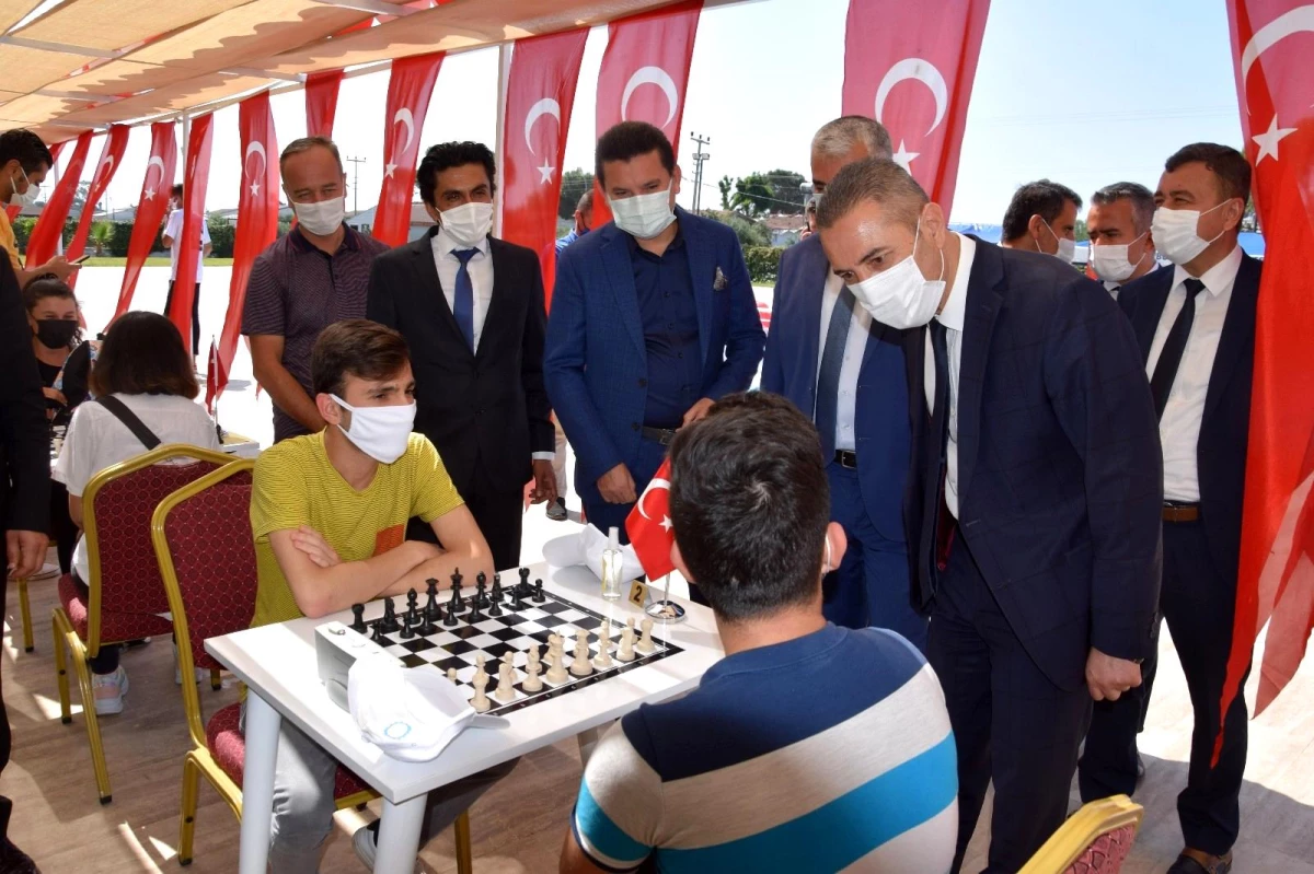 Kumluca\'da satranç turnuvası başladı