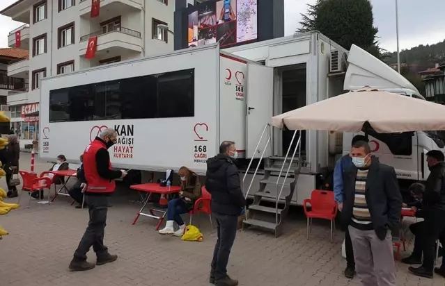 Nallıhan'da kan bağışı kampanyası düzenlendi