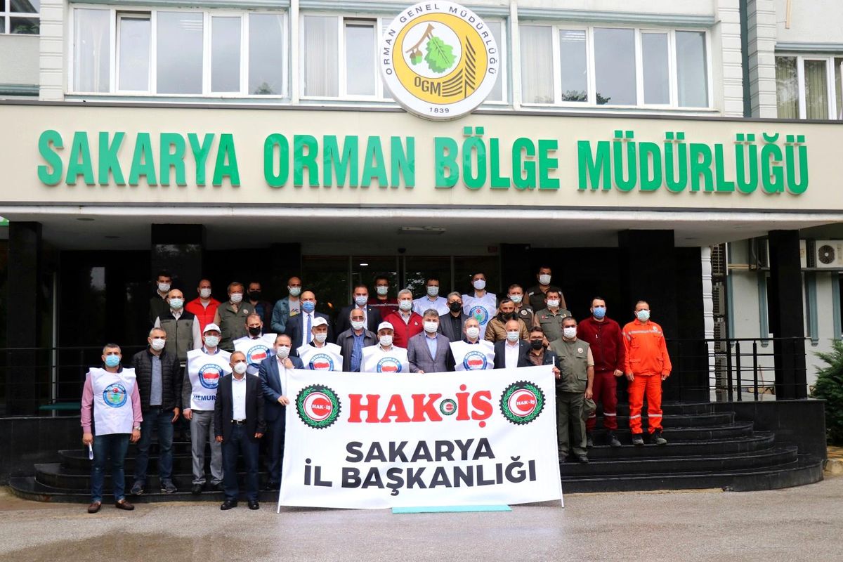 Orman görevlileri 10 kişinin saldırısına uğradı, cep telefonları gasp edildi