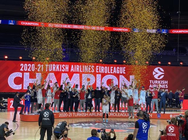 Son Dakika: Euroleague finalinde Anadolu Efes, Barcelona'yı 86-81 yenerek şampiyonluğa ulaştı - Son Dakika Spor