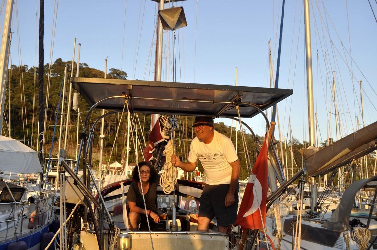 Tekneleri evleri oldu