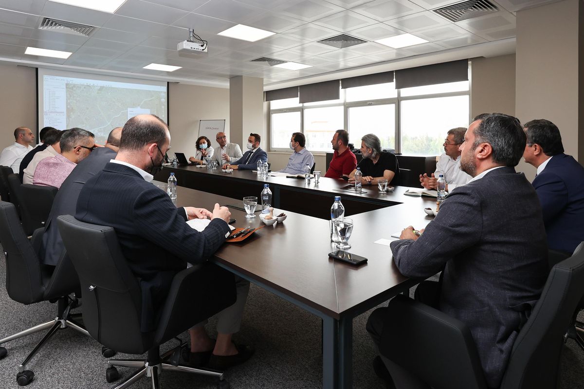 Yüreğir Belediye Başkanı Kocaispir, Enerjisa yetkilileri ile bir araya geldi
