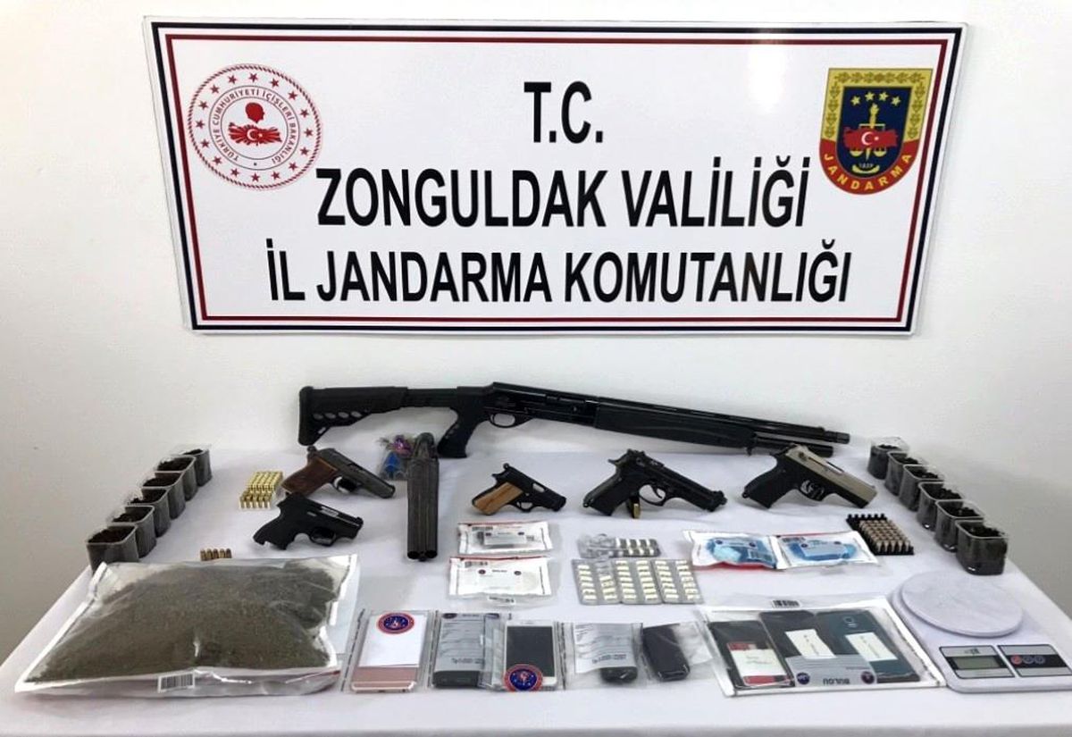 Son dakika haberi | 4 ilde eş zamanlı yapılan uyuşturucu operasyonunda 10 zanlı tutuklandı