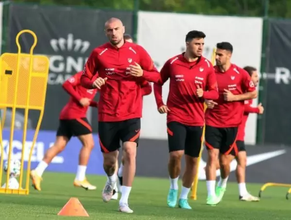 A Milli Takım'ın Antalya kampı sona erdi A Milli Takım'ın Antalya kampı sona erdi