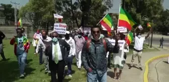 ADDİS ABABA - Etiyopya kökenli ABD vatandaşları, Etiyopya'da ABD'yi protesto etti